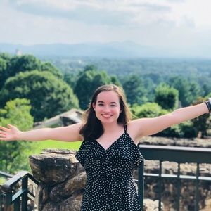 Meet your Posher, Katie